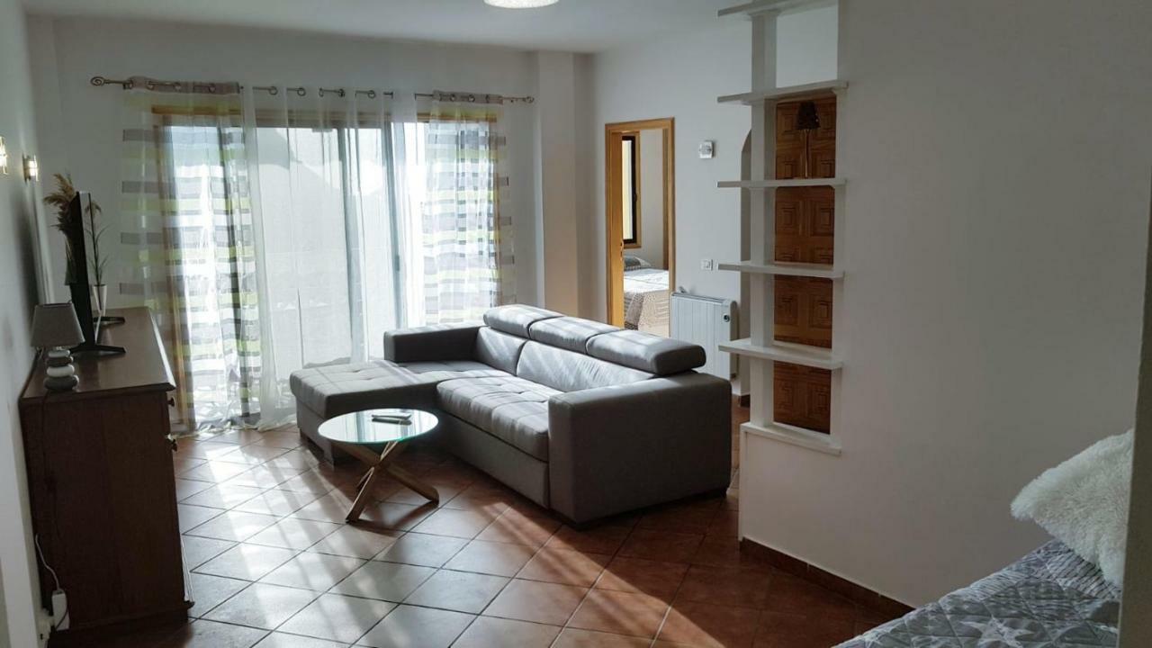 Apartamento Amplio Y Tranquilo Con Vistas Los Realejos Exterior photo