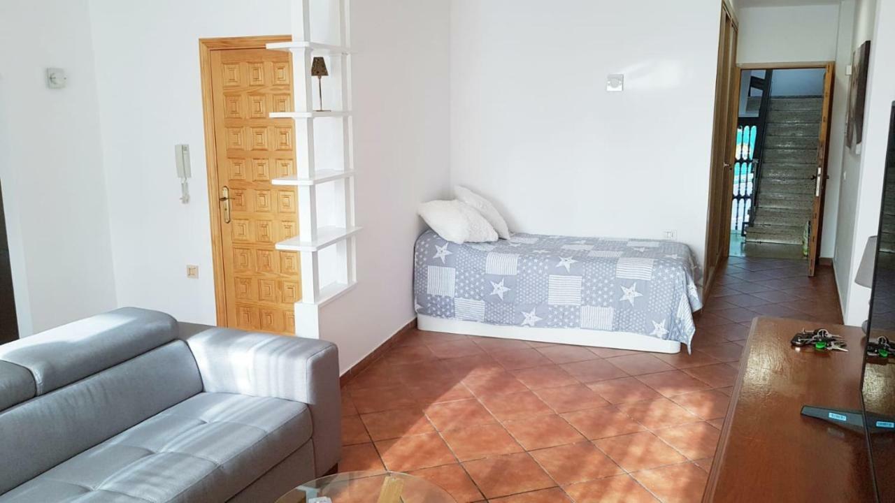 Apartamento Amplio Y Tranquilo Con Vistas Los Realejos Exterior photo